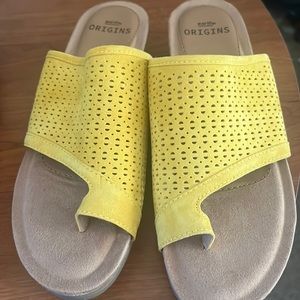 Earth origins sandals